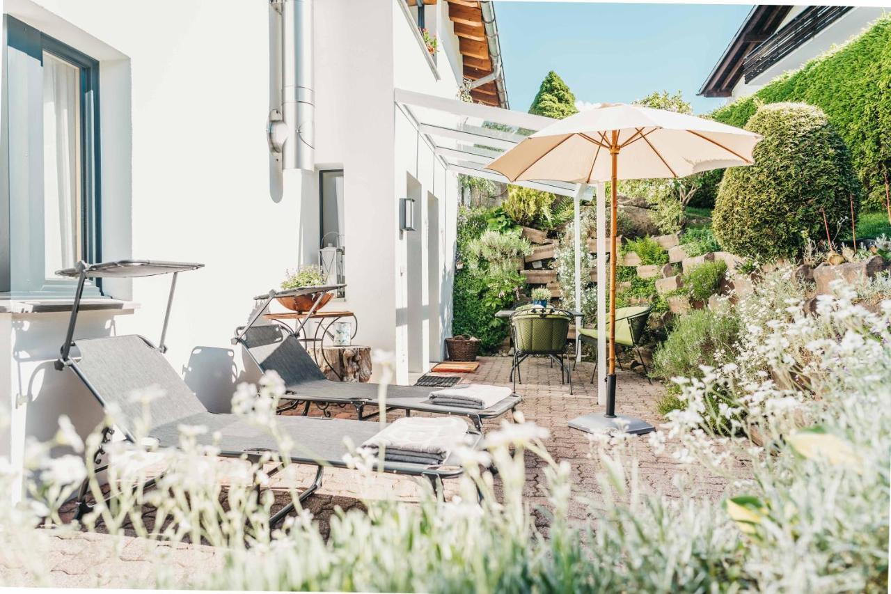 Charming 4 Bed Flat In Flims Apartment Exterior photo